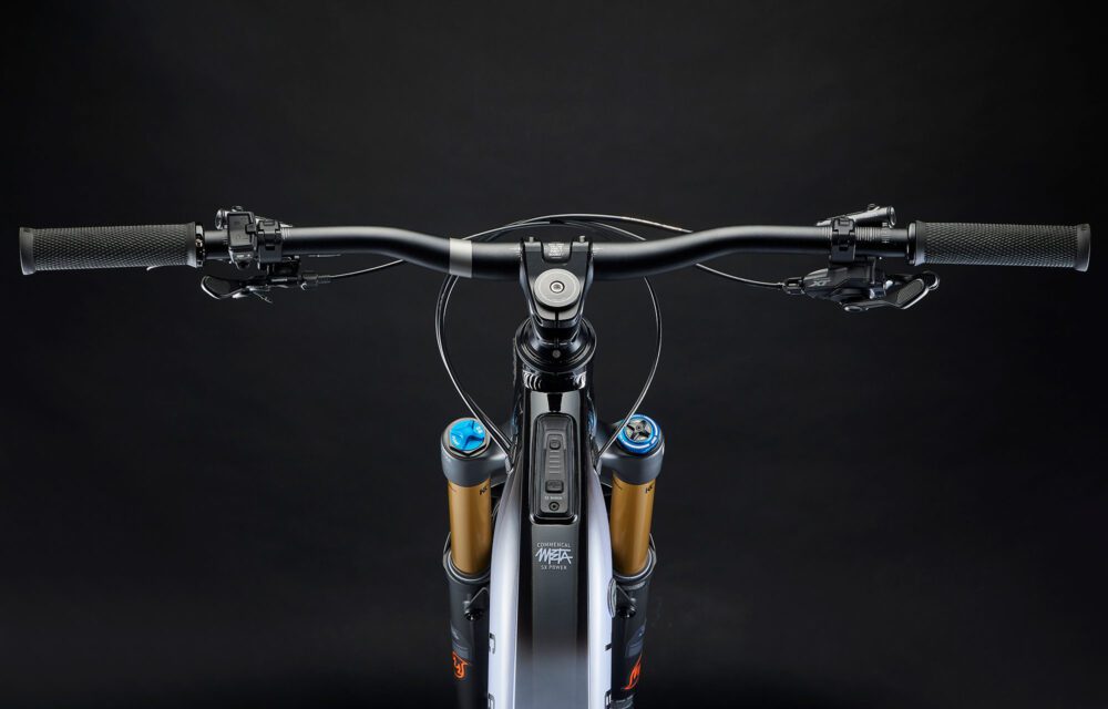 COMMENCAL META POWER SX BOSCH SIGNATURE LIGHT PURPLE / BLACK - immagine 3